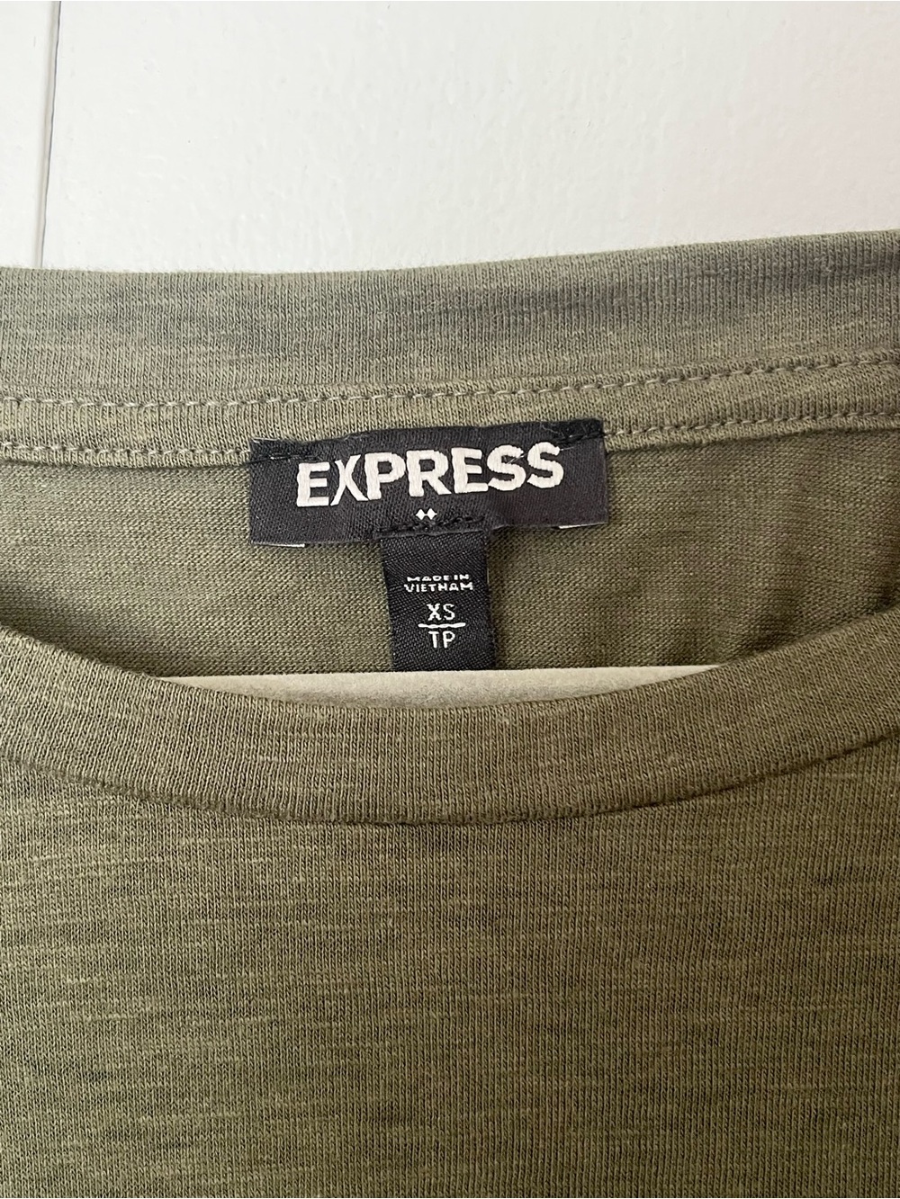 Express Factory Colorblock Tee XS - Picture 4 of 5
